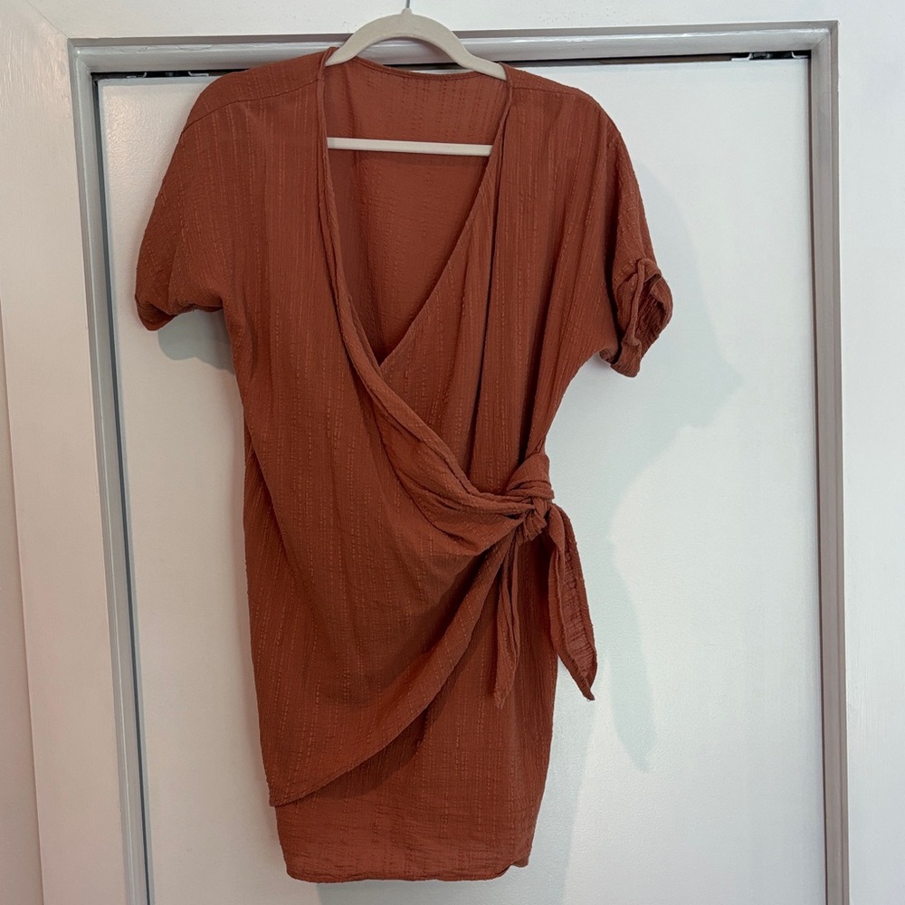 EMILEE WRAP SHORT DRESS
